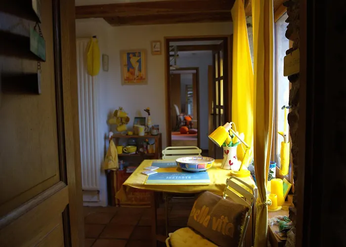 Maison De Charme Avec Vue Exceptionnelle * Monteils (Aveyron)