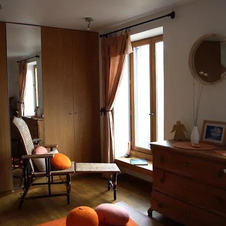 Maison De Charme Avec Vue Exceptionnelle Tatil Evi Monteils (Aveyron)